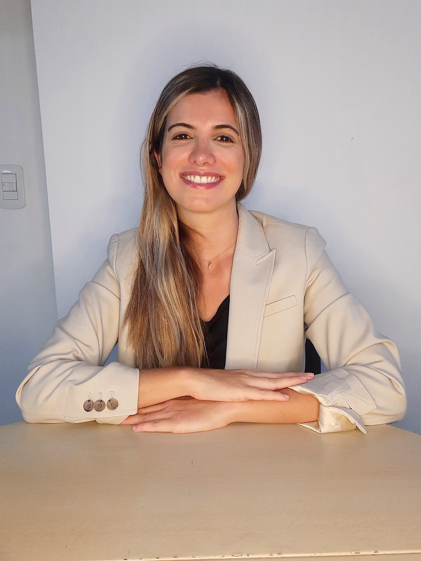 Marina Suarez trabajando
